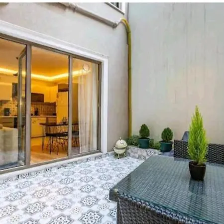 Tek Yatakli Luks Daire Appartement