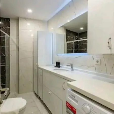 Tek Yatakli Luks Daire Appartement